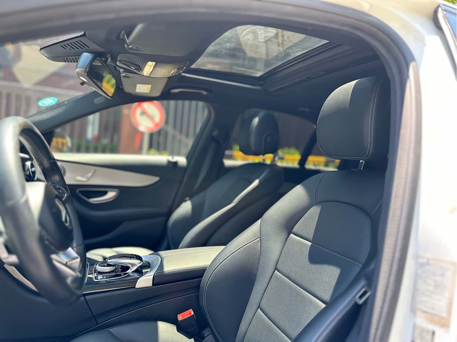 Mercedes-Benz C-Class, 2015 31