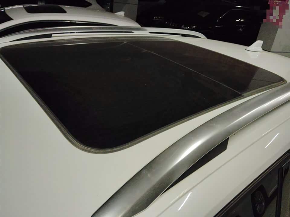 Volkswagen Exploring the shadow