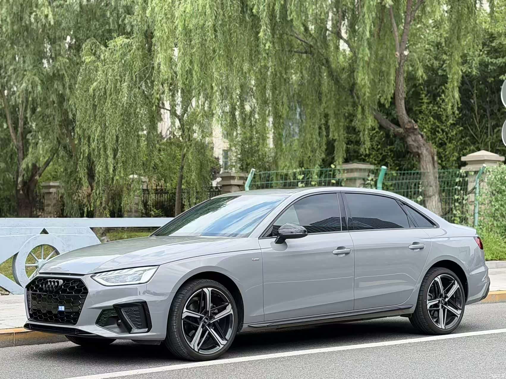 Audi A4L, 2024 1
