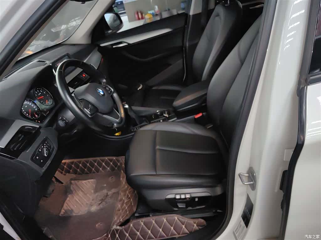 BMW X1, 2019 11