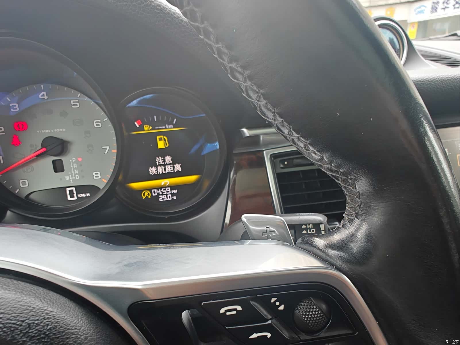 Porsche Macan, 2015 12