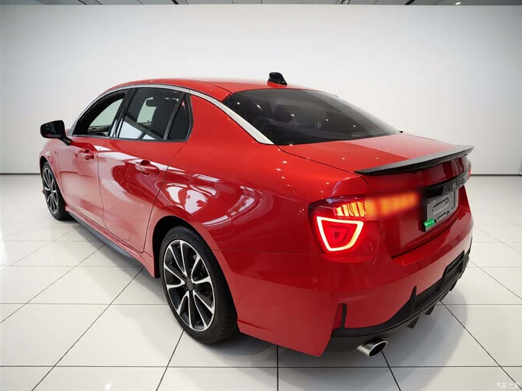 Lynk & Co 01, 2019 все фото