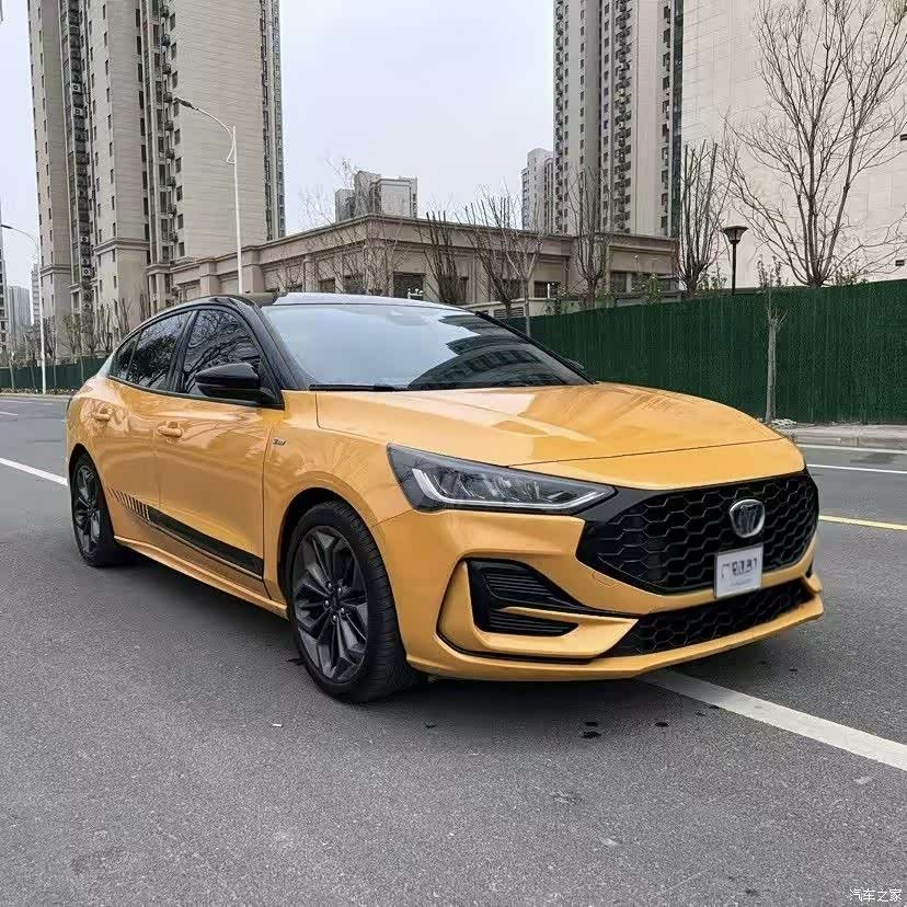 Ford Focus, 2023 3