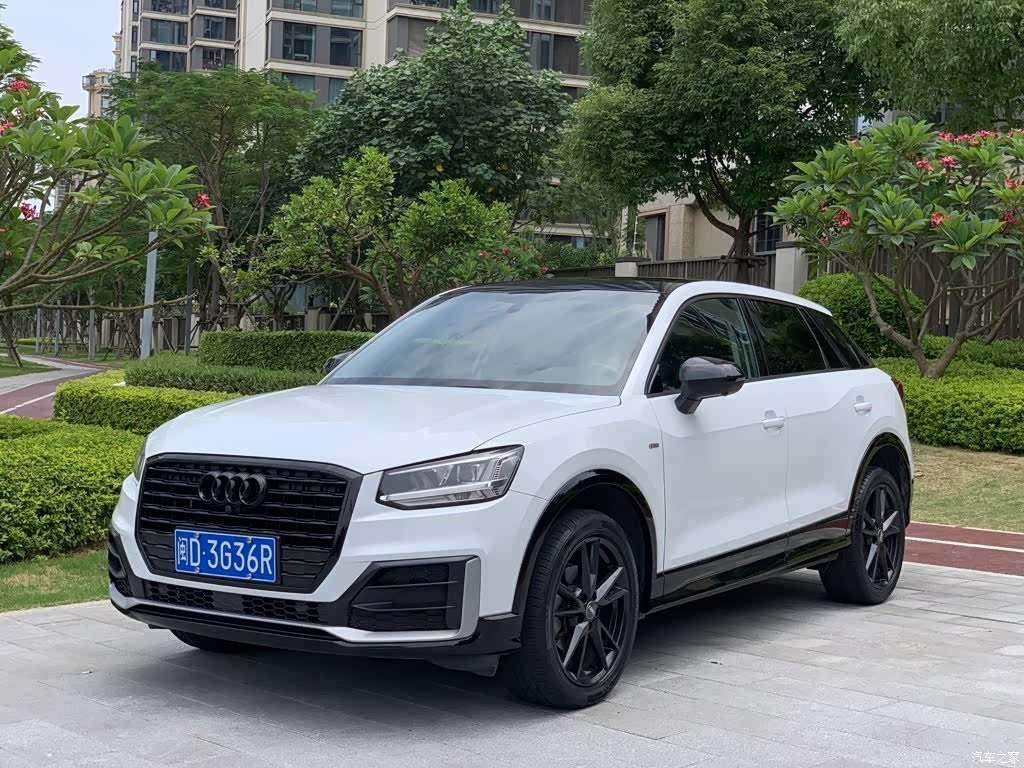 Audi Q2L, 2020 1