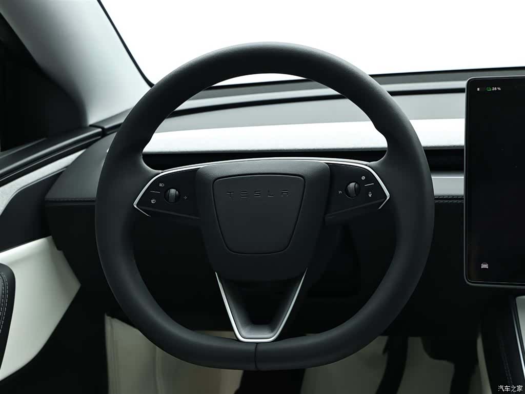 Tesla Model Y, 2025 15