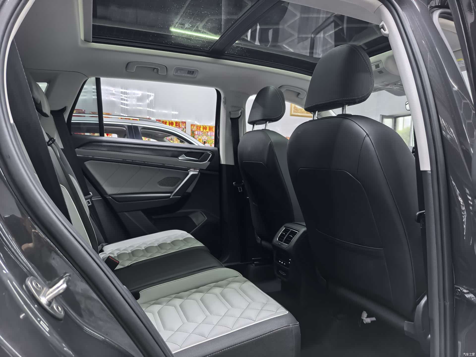 Volkswagen Tayron, 2023 11