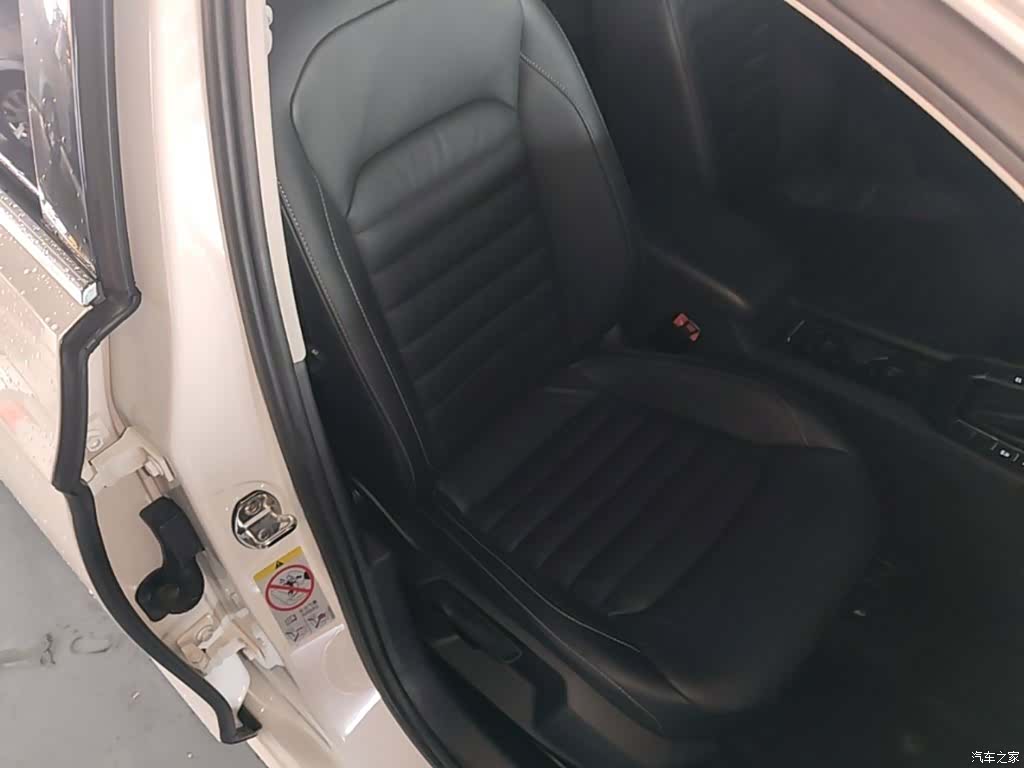Volkswagen Lamando, 2016 25