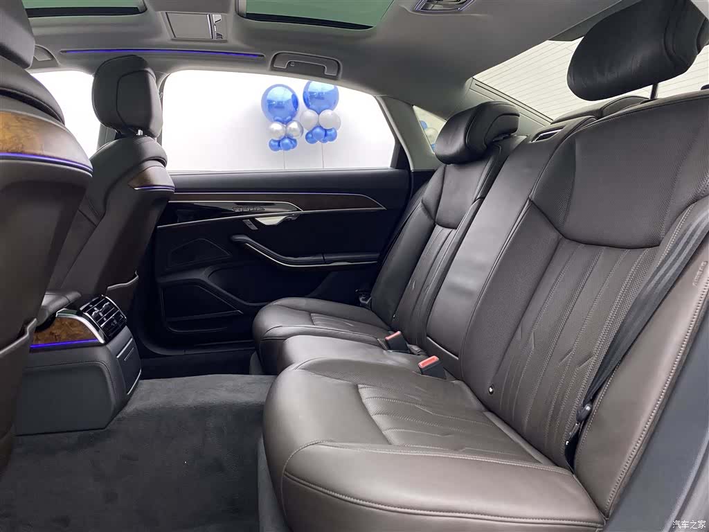 Audi A8L, 2020 8