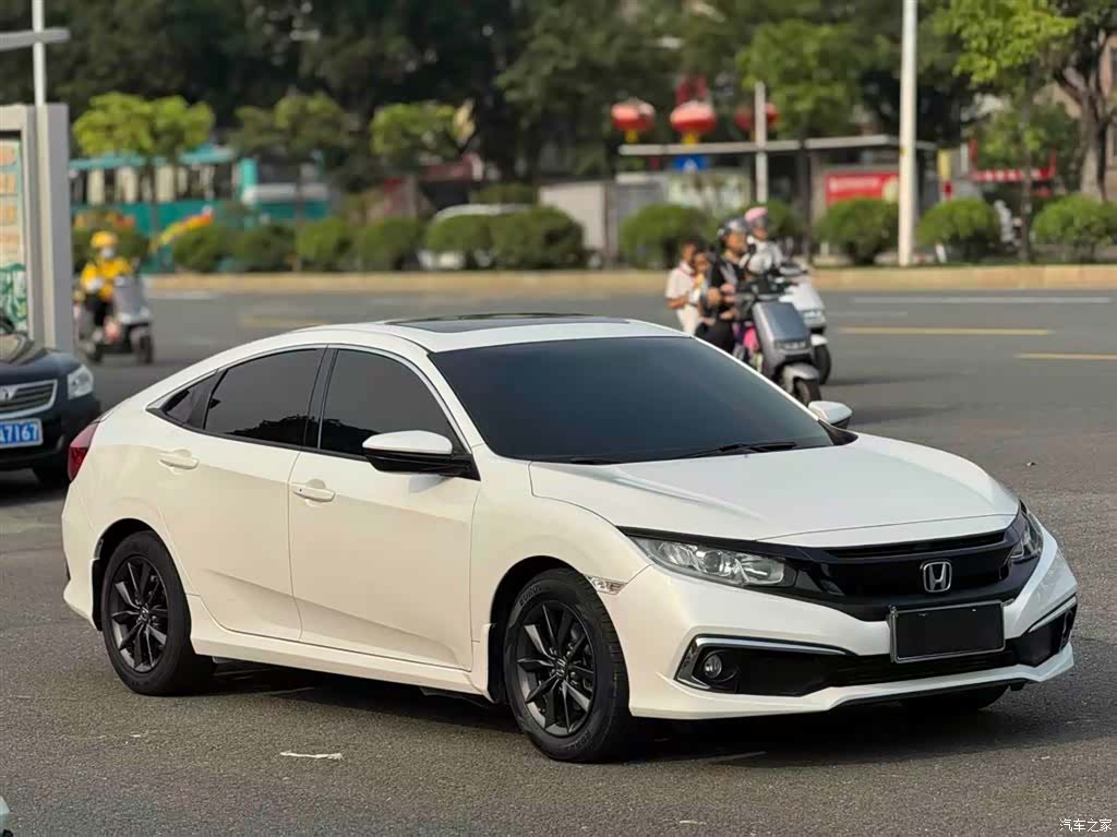 Honda Civic, 2019 3