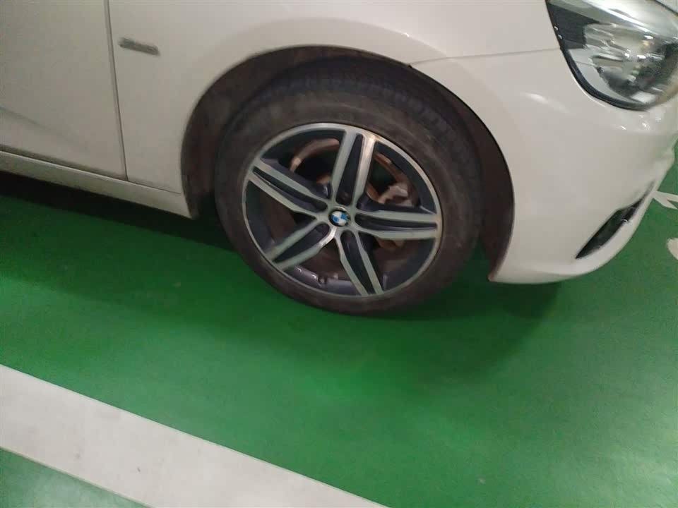 BMW 2 series station wagon