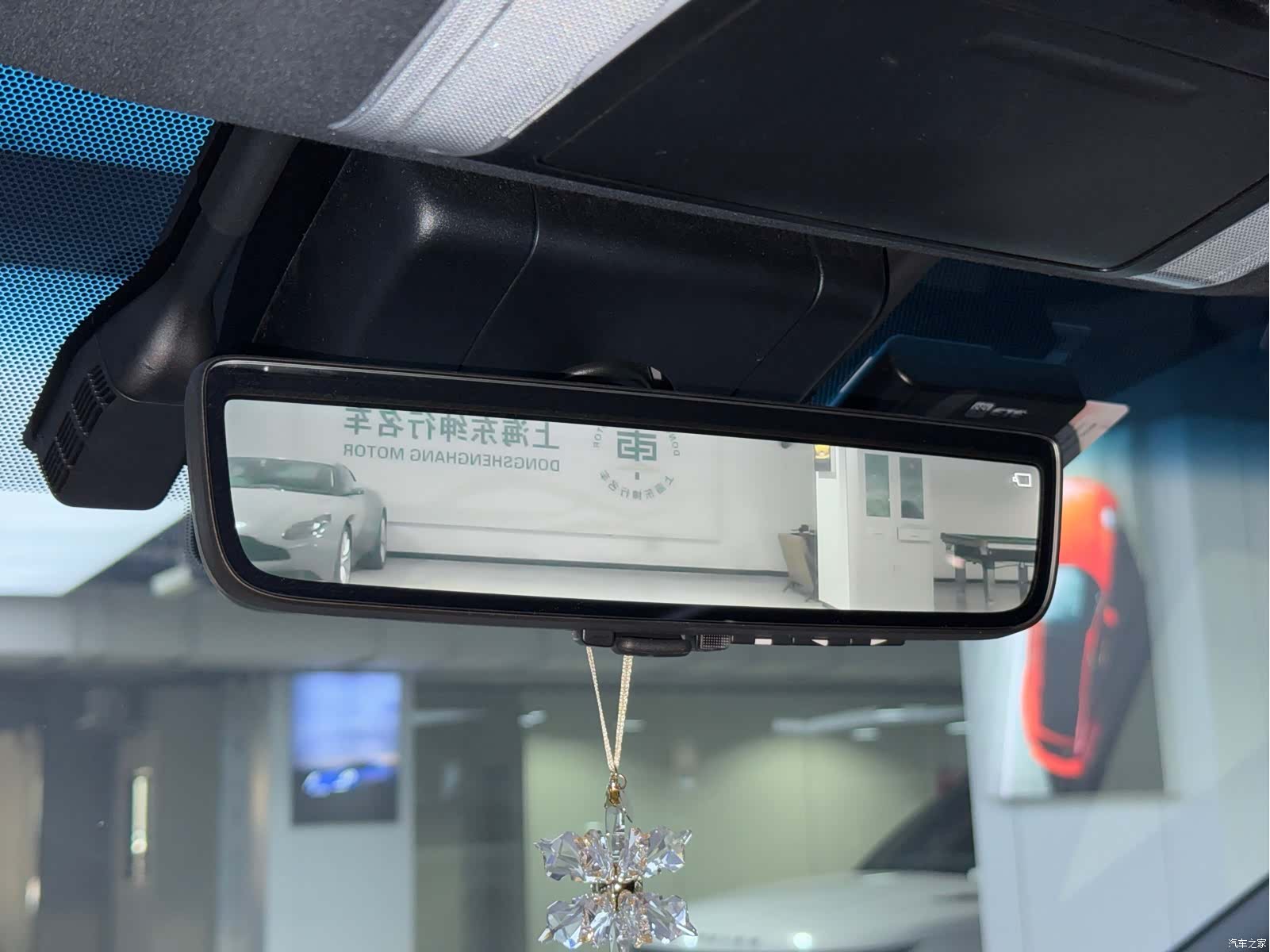 Toyota Alphard, 2022 10