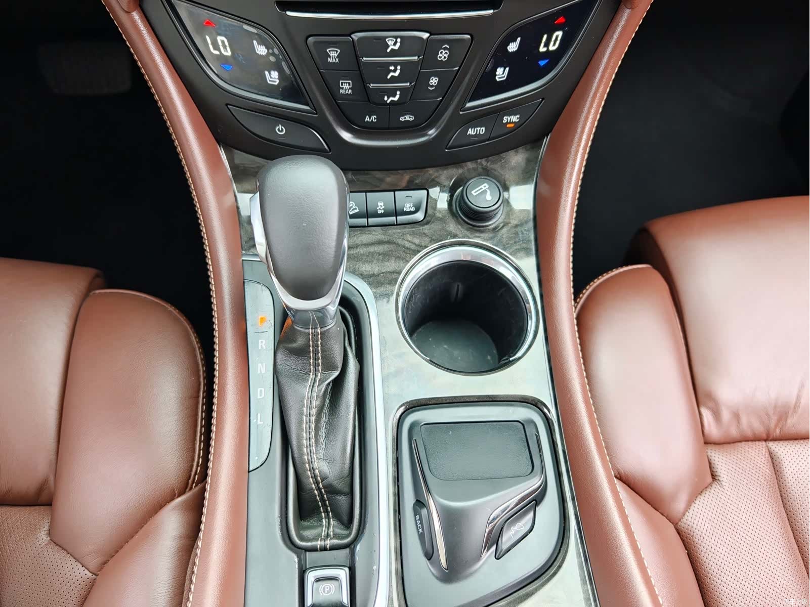 Buick Envision Plus, 2015 26