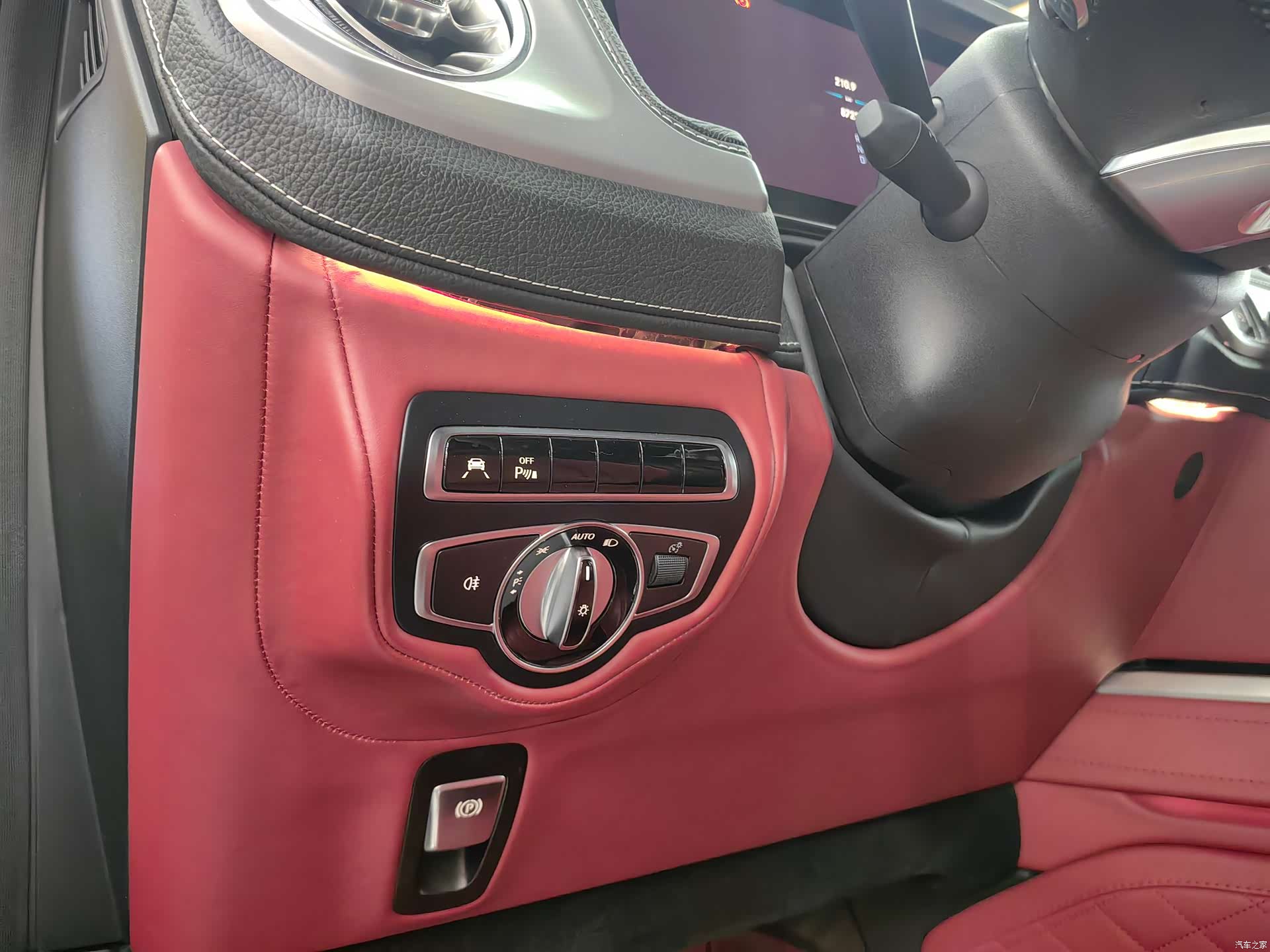 Mercedes-Benz G-Class, 2024 6