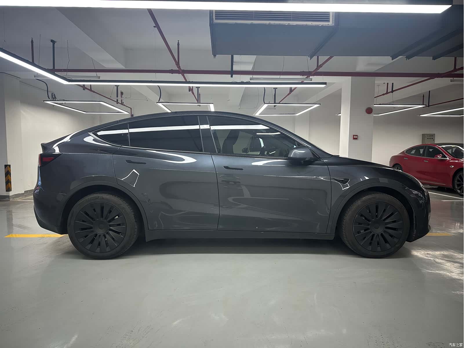 Tesla Model Y, 2024 3