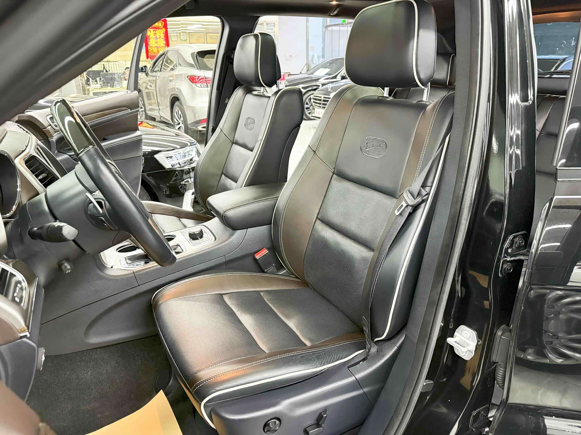 Jeep Grand Cherokee, 2018 14