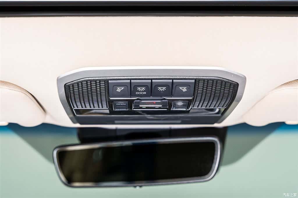 Toyota Land Cruiser, 2024 16
