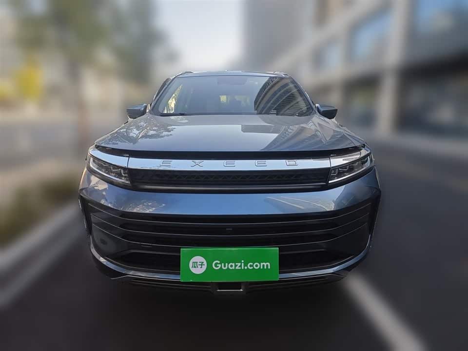 Exeed Chasing the wind