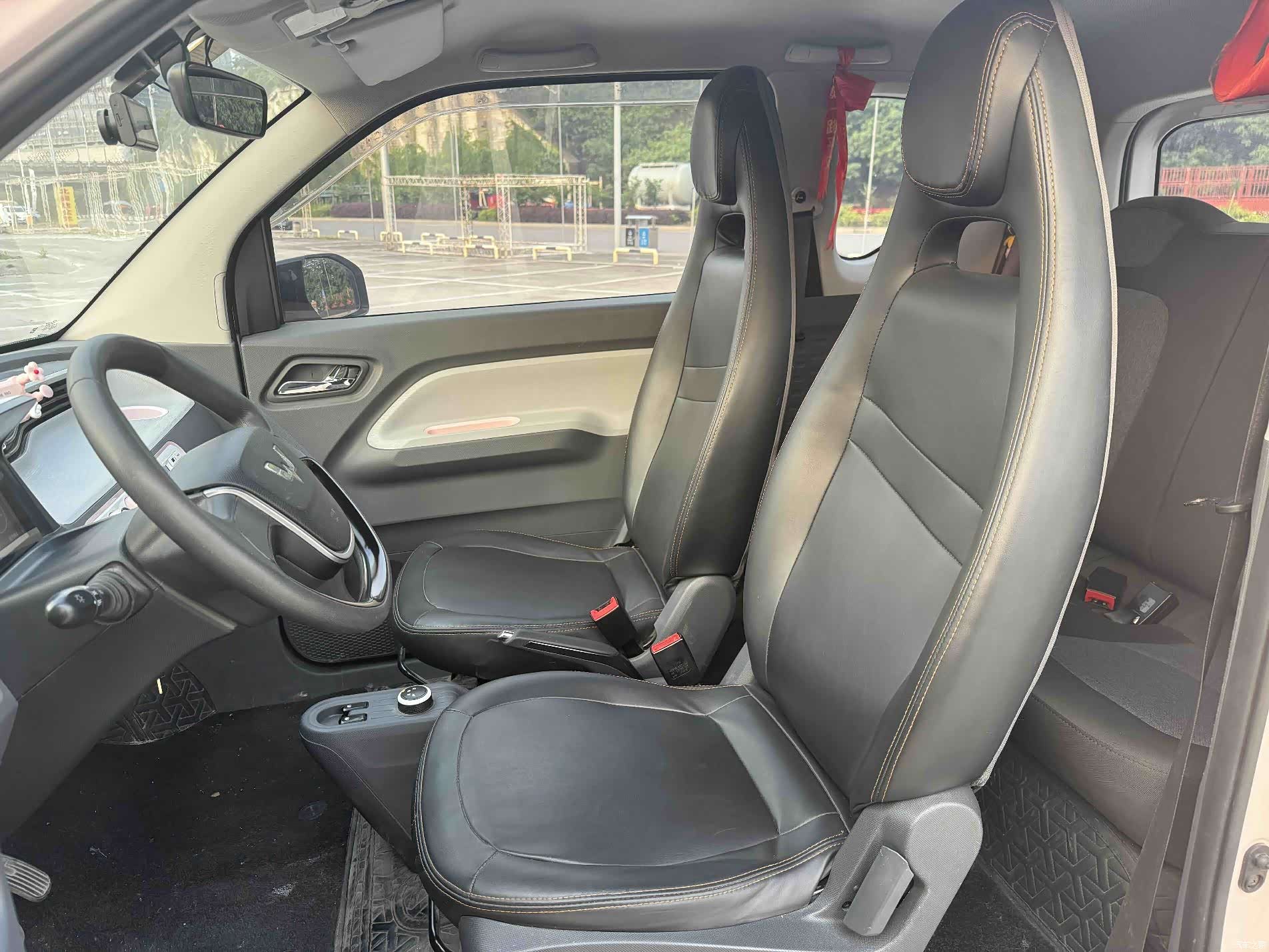 Wuling MINIEV, 2022 6
