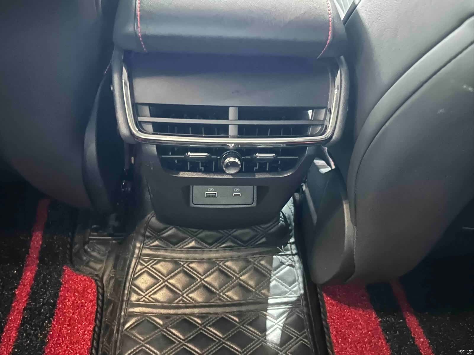 Ford Evos, 2024 15