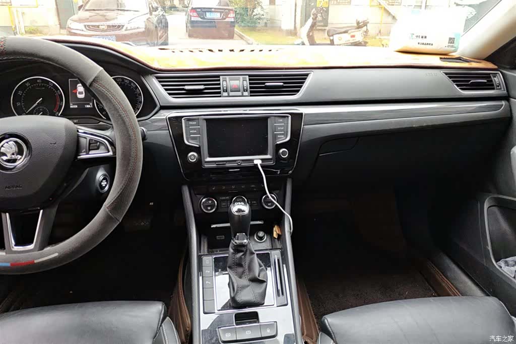 Skoda Superb, 2016 13