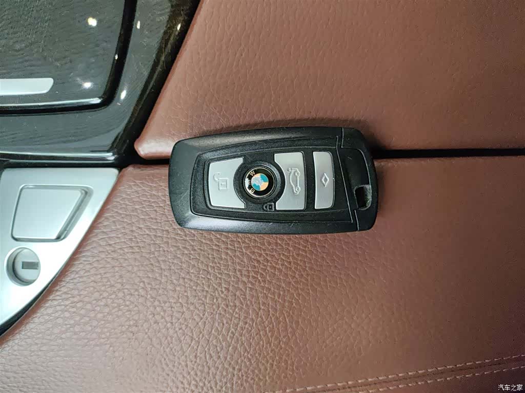 BMW 5 Series, 2016 11