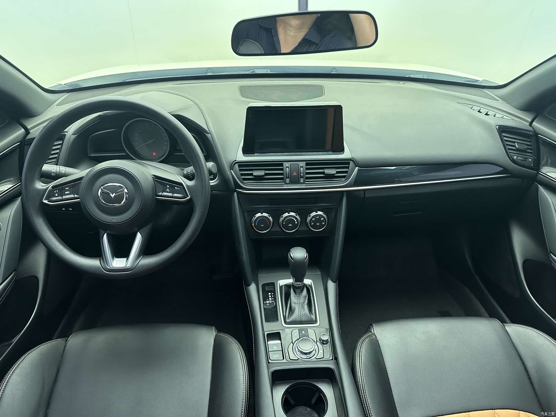 Mazda CX-4, 2023 7