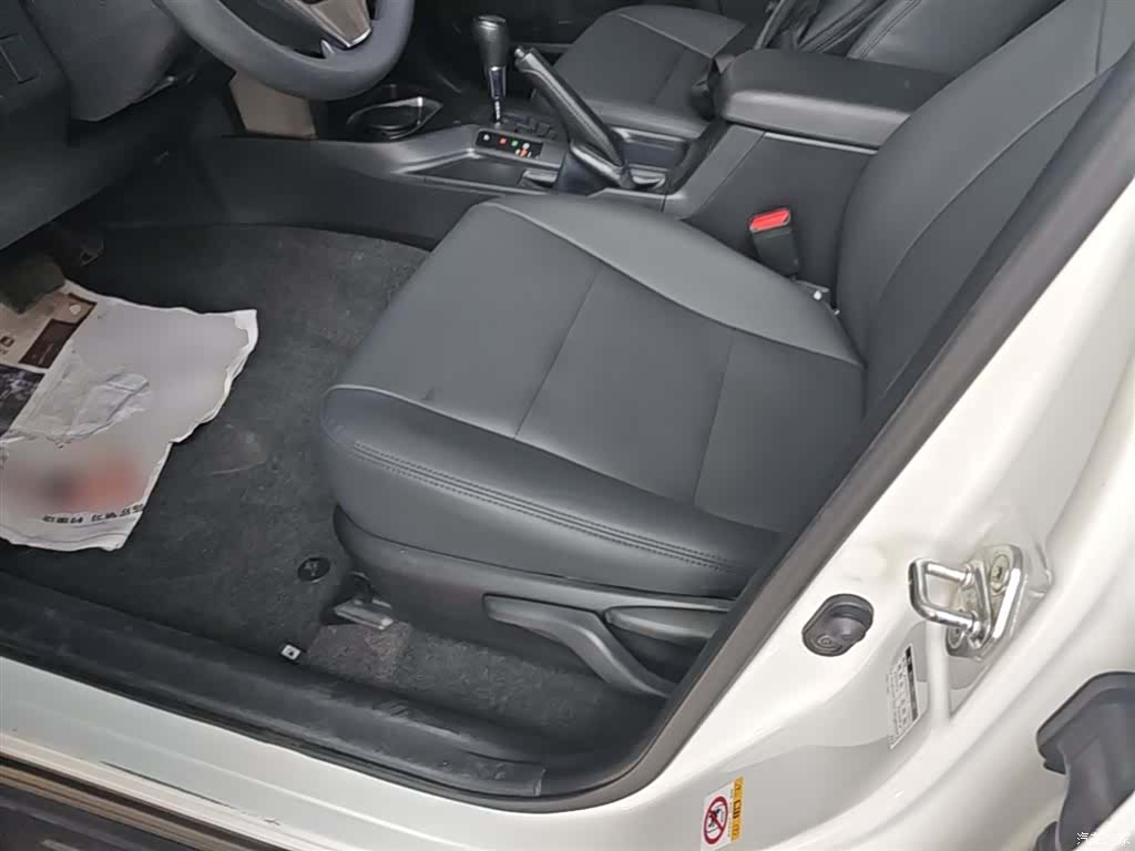 Toyota RAV4, 2017 15