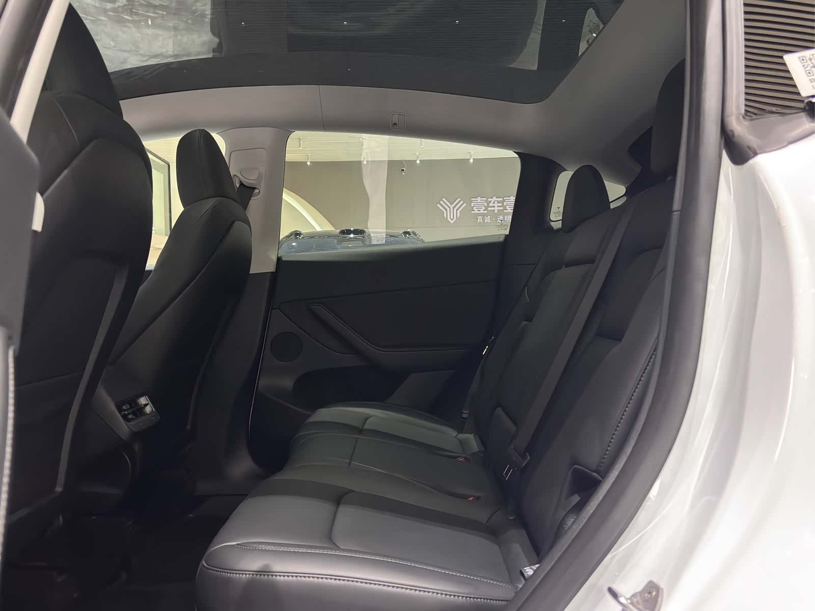 Tesla Model Y, 2023 6
