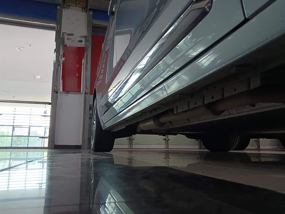 JAC Refine Ruifeng RF8 PHEV