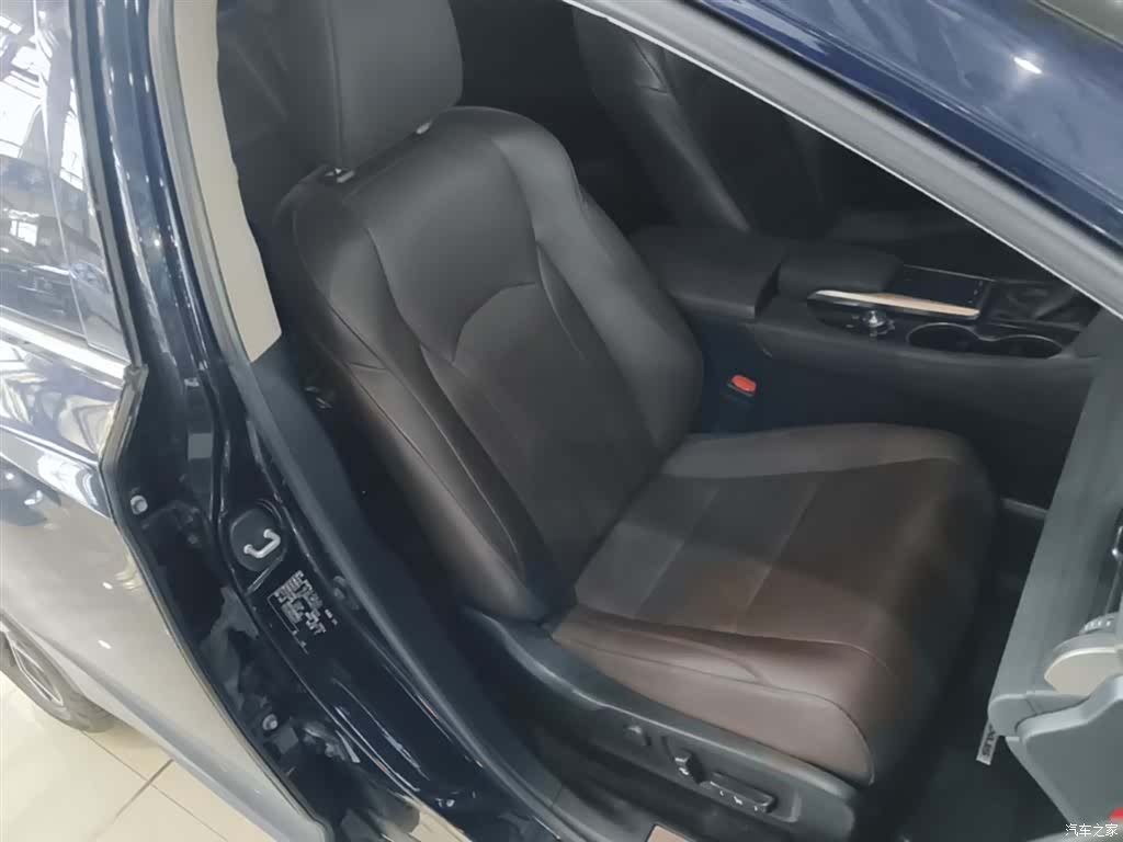 Lexus RX, 2021 25