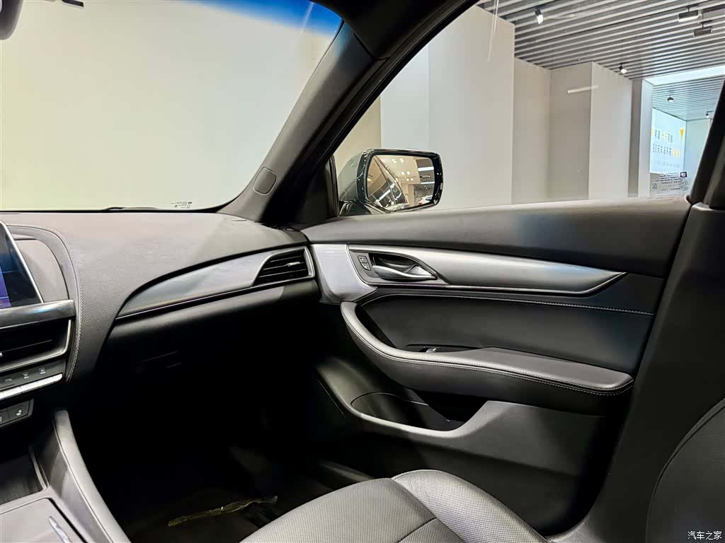 Cadillac CT5, 2023 29