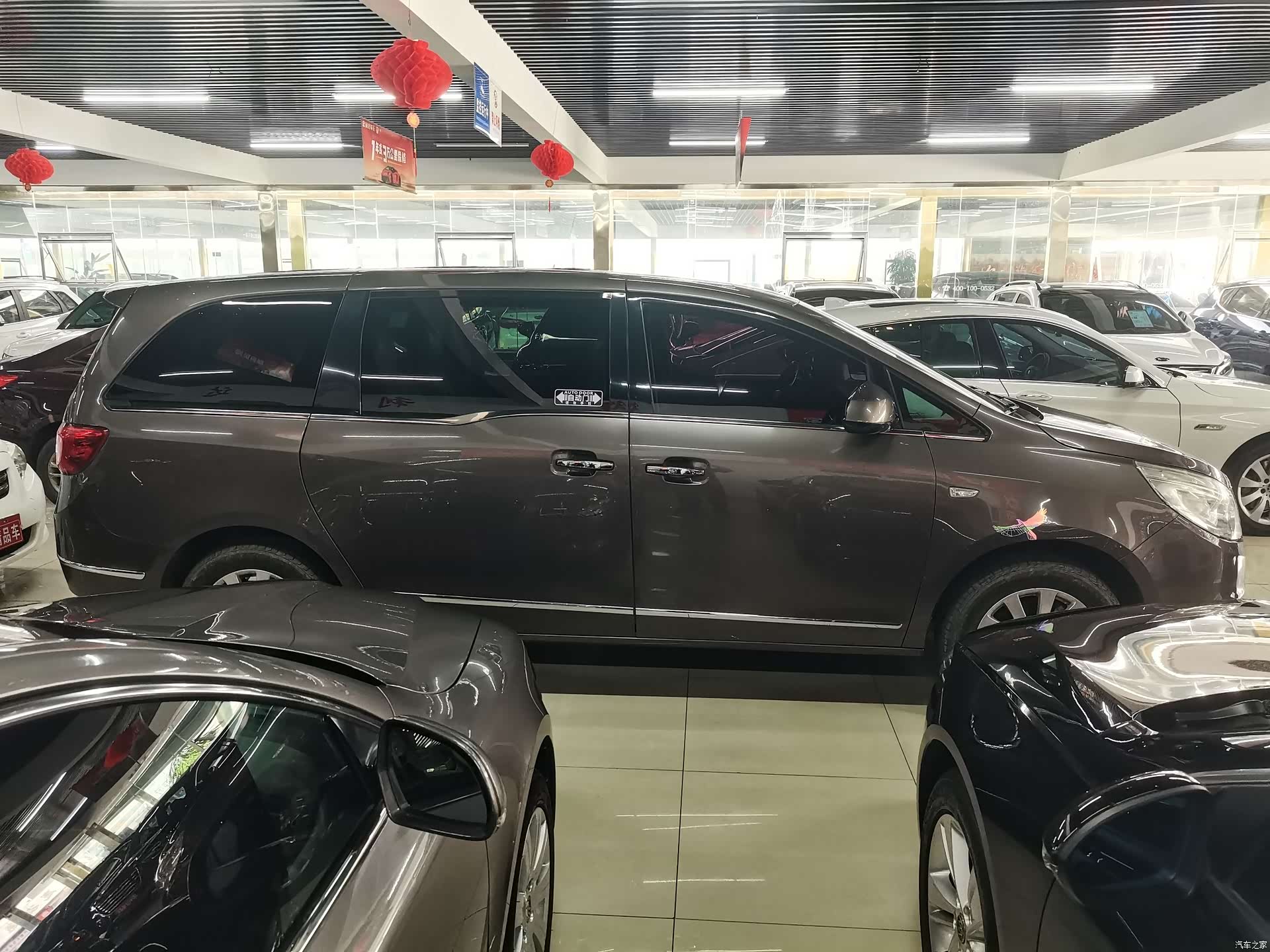Buick GL8, 2018 4