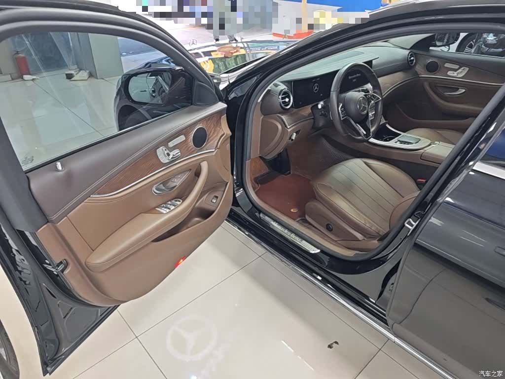 Mercedes-Benz E-Class, 2023 16
