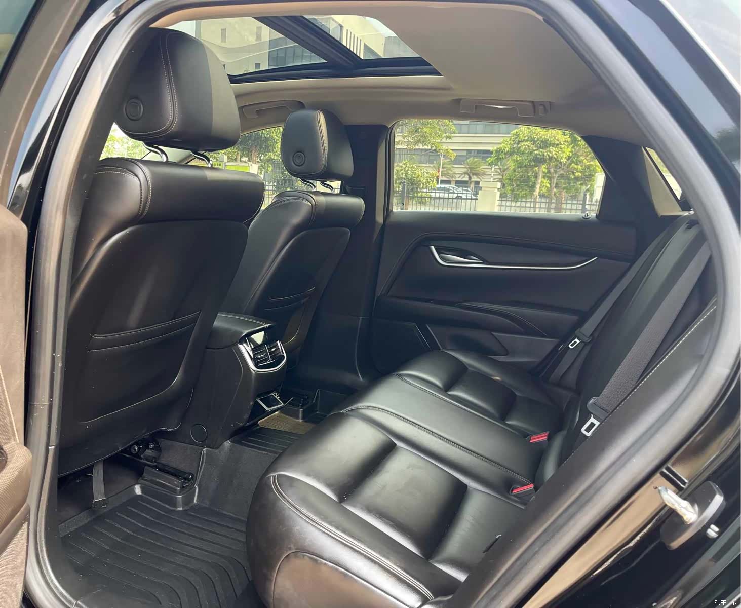 Cadillac XTS, 2019 все фото