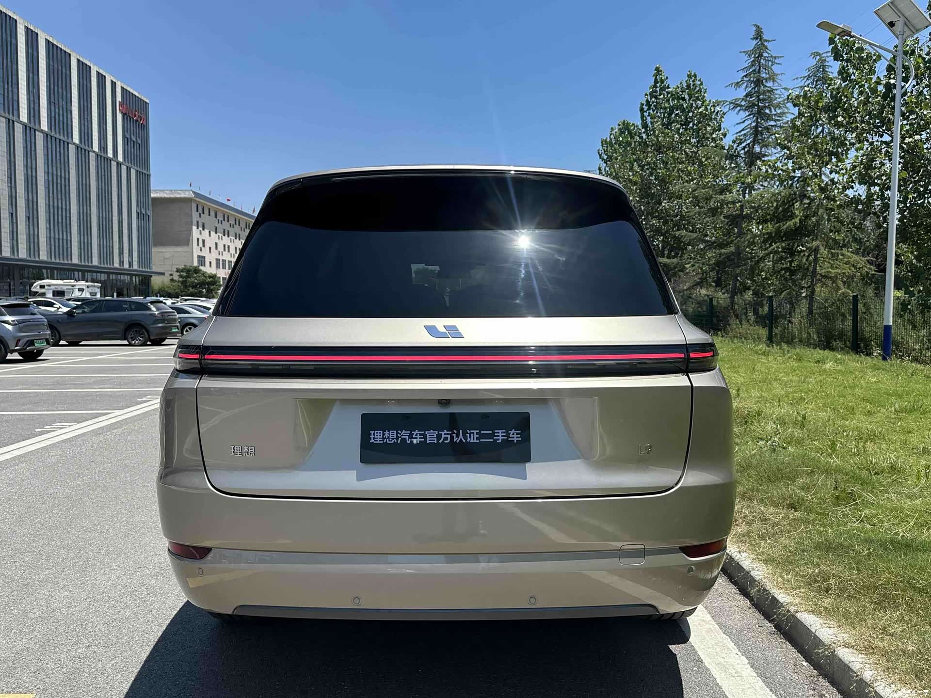 Li Auto L9, 2022 6