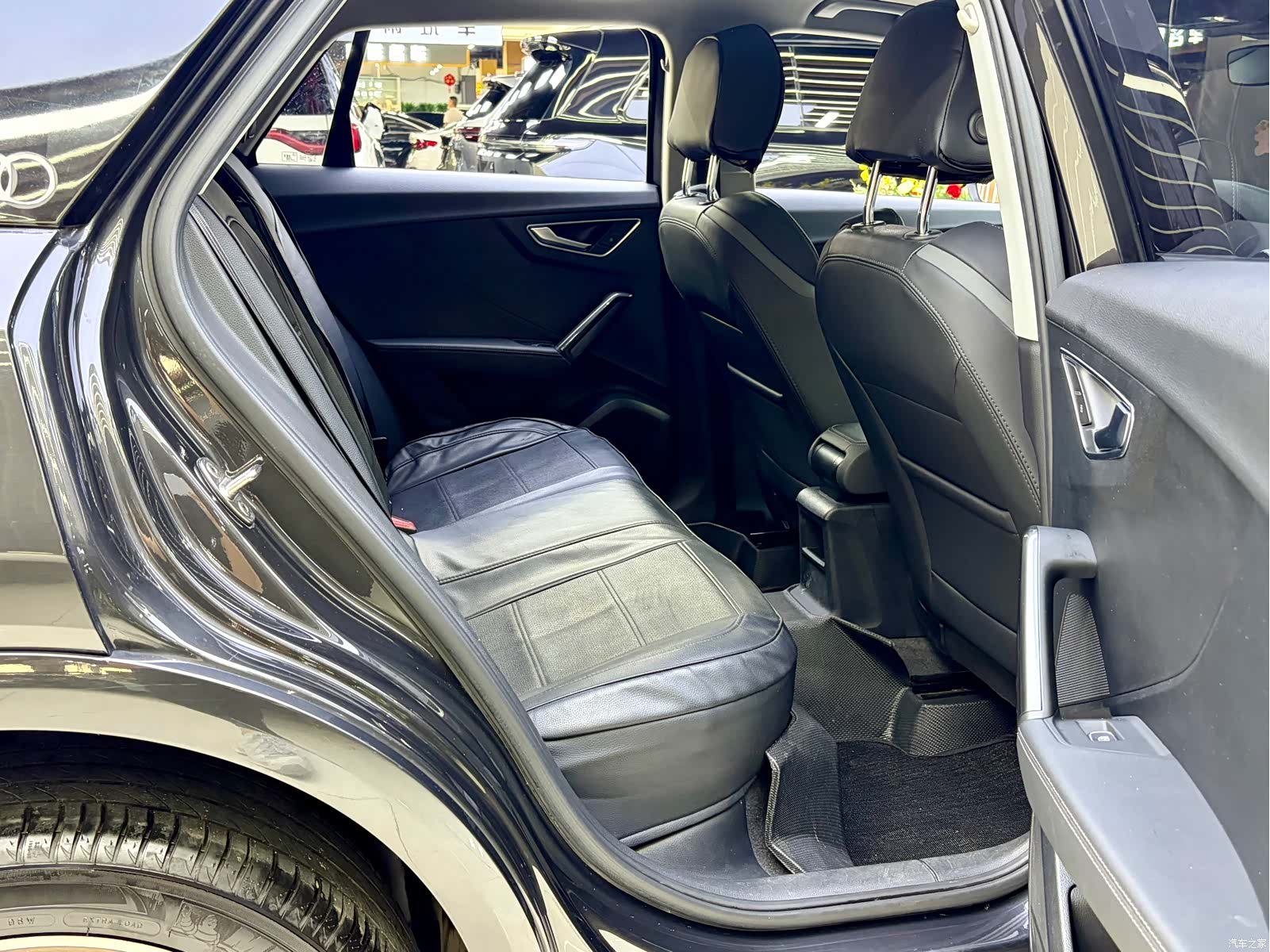 Audi Q2L, 2022 14
