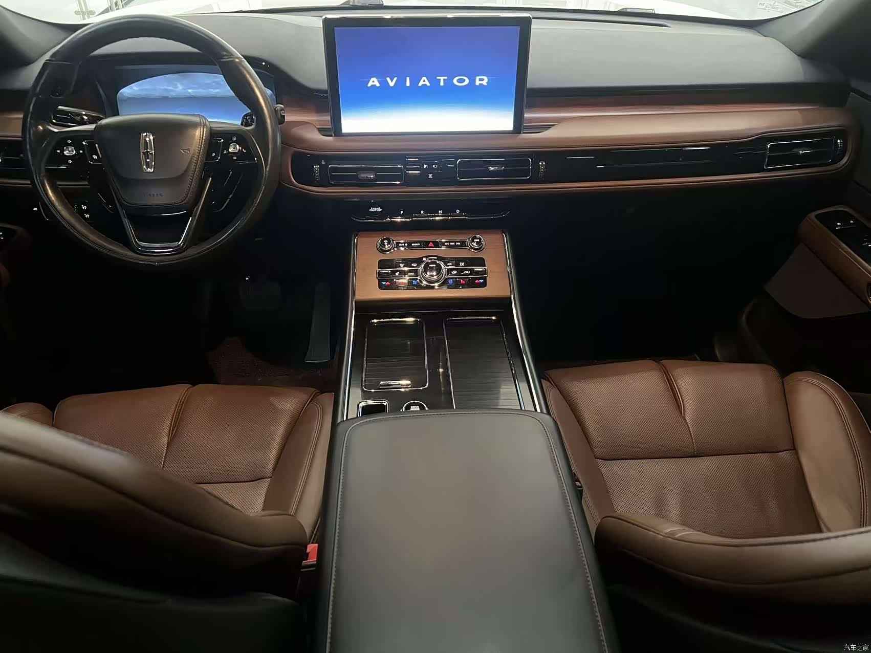 Lincoln Aviator, 2022 14