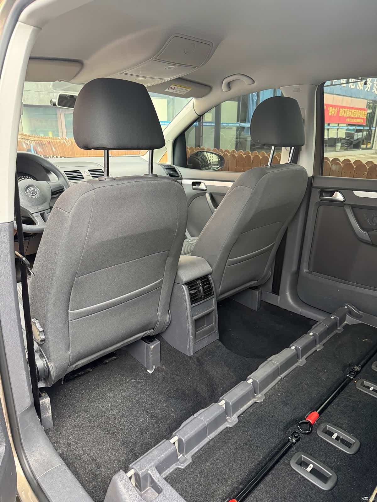Volkswagen L, 2016 все фото