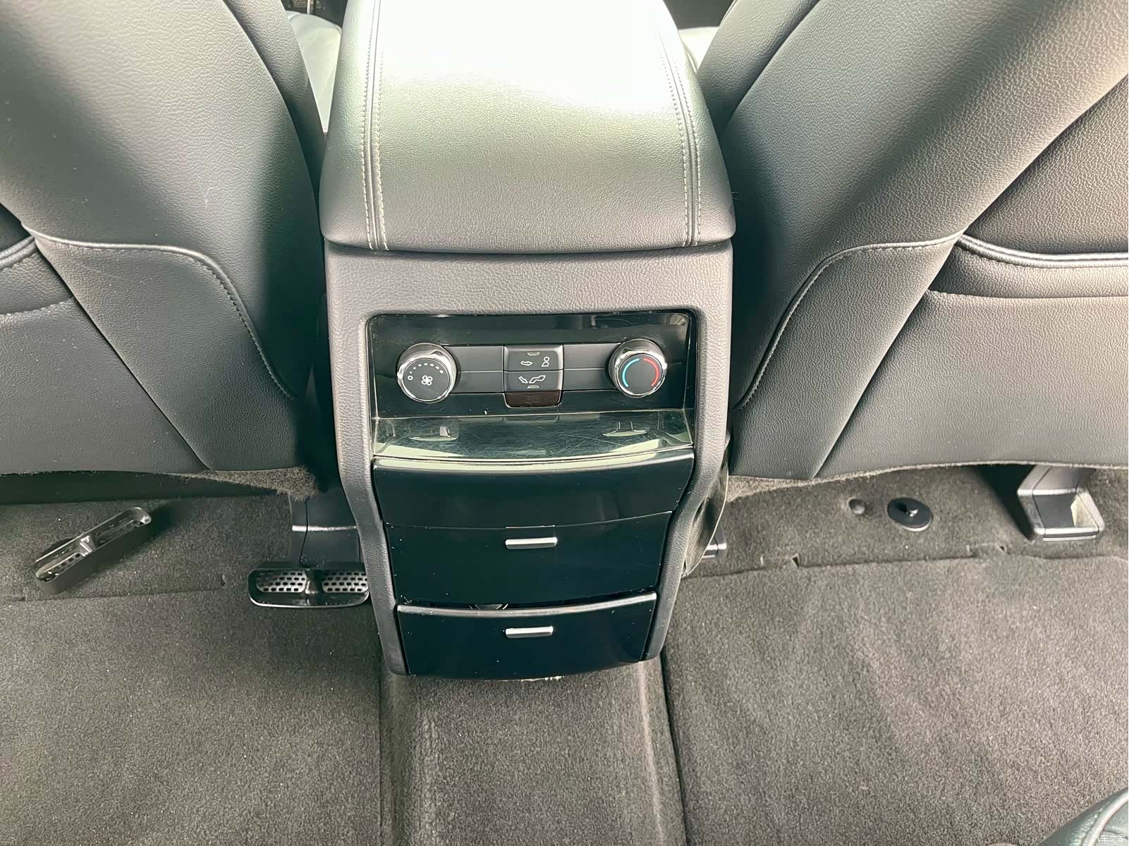 Ford Edge, 2018 16
