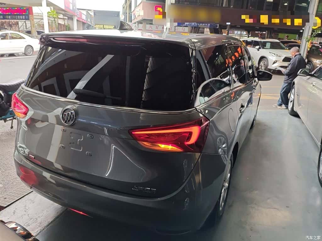 Buick GL6, 2018 7