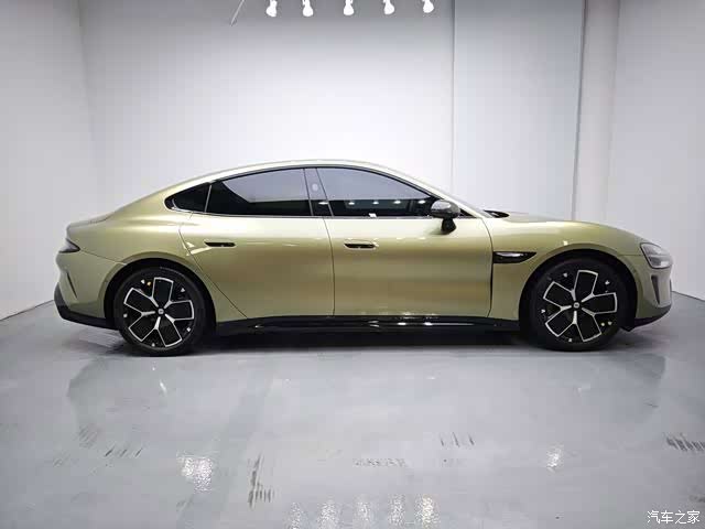 Xiaomi SU7, 2024 15