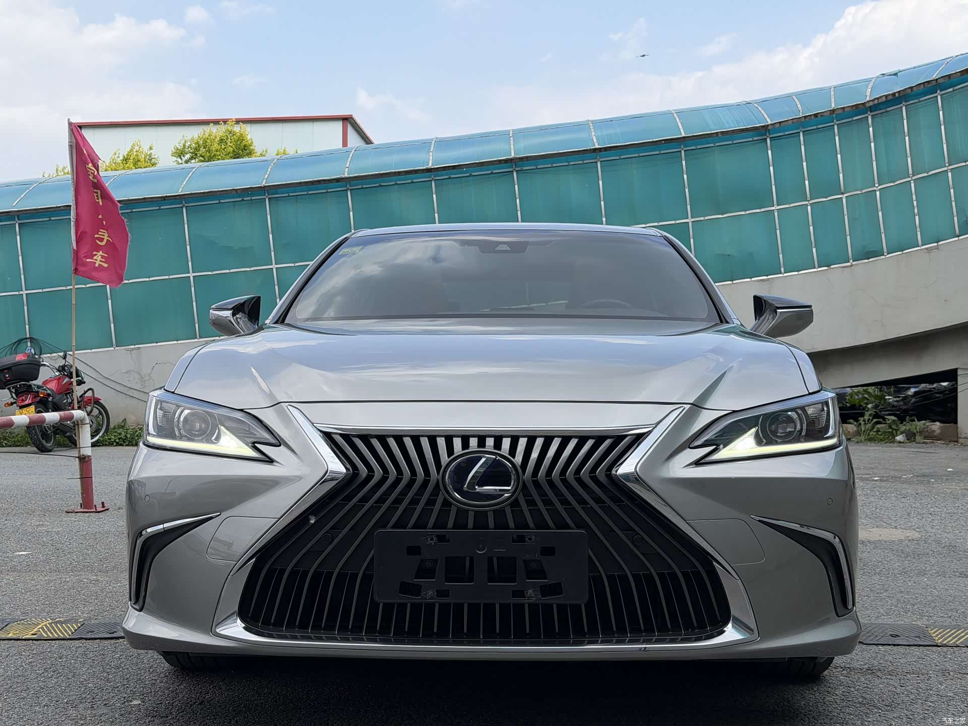 Lexus ES, 2018 2