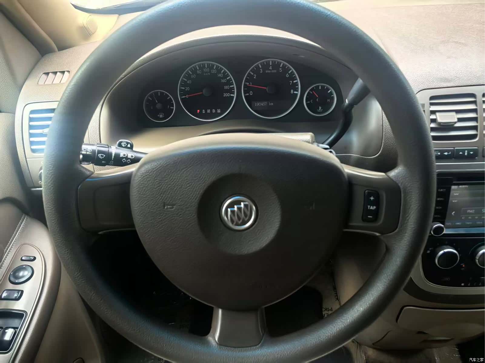 Buick GL8, 2013 15