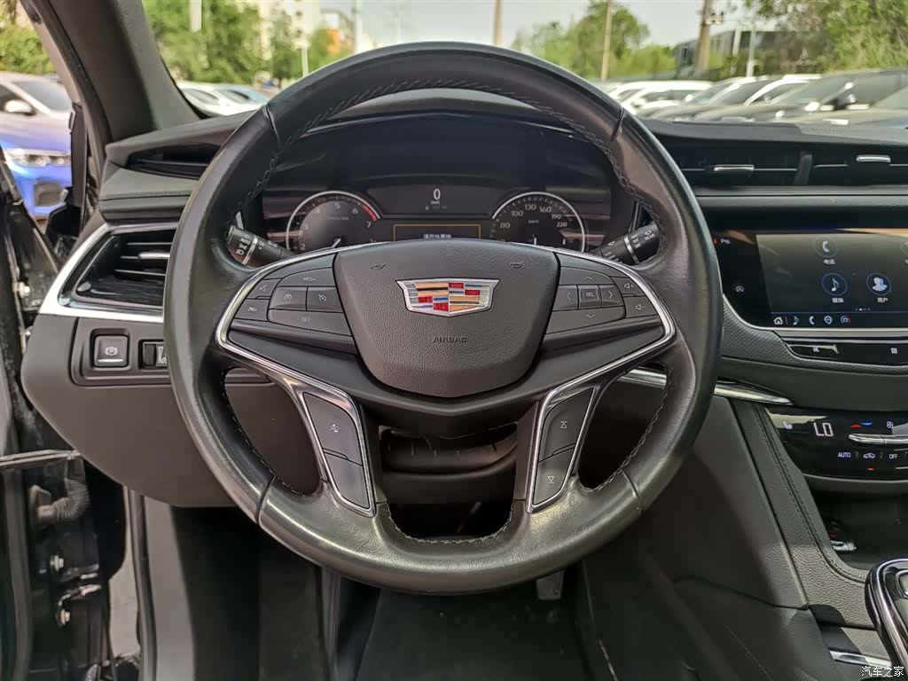 Cadillac XT5, 2021 12