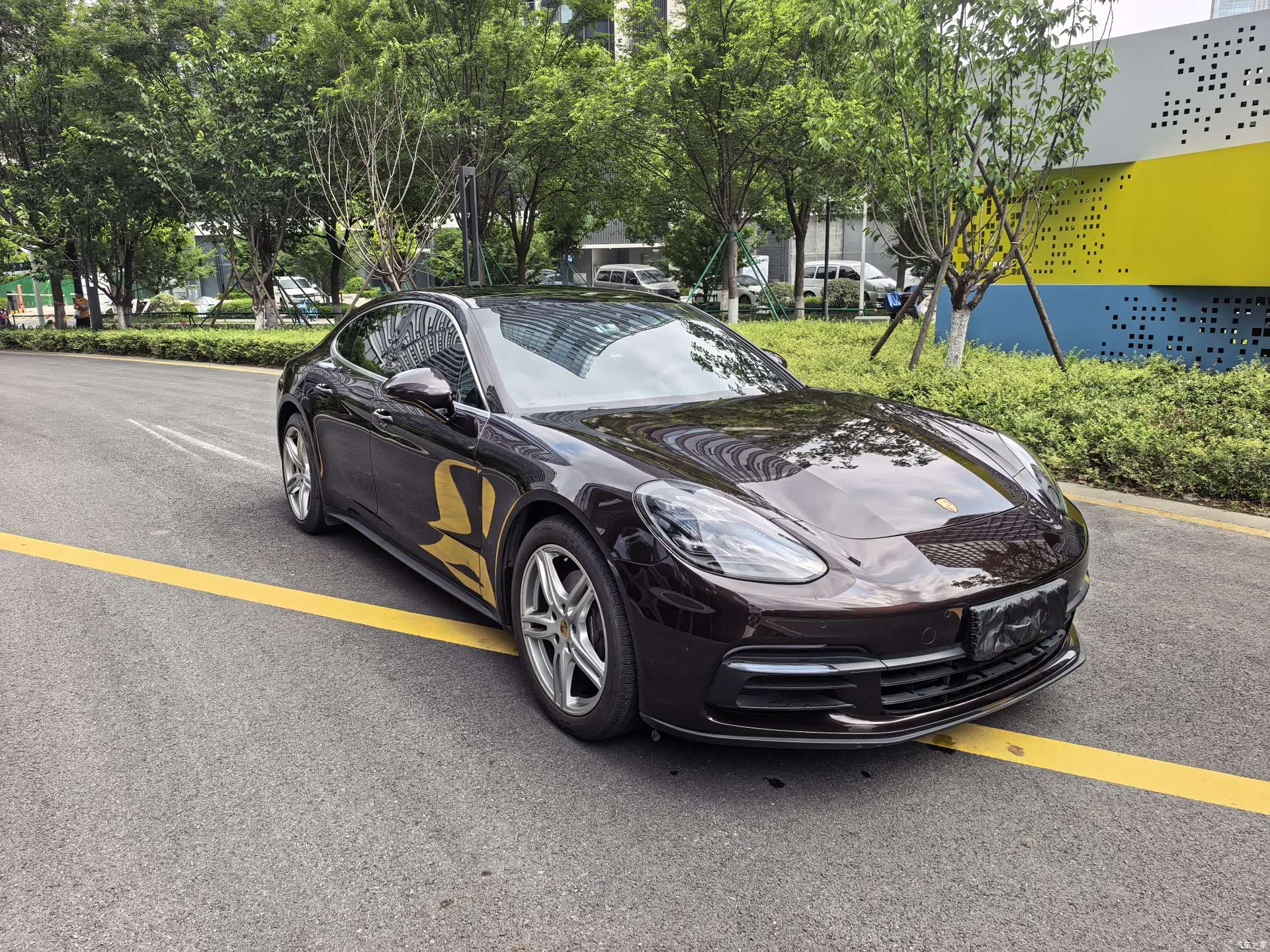 Porsche Panamera, 2018 1