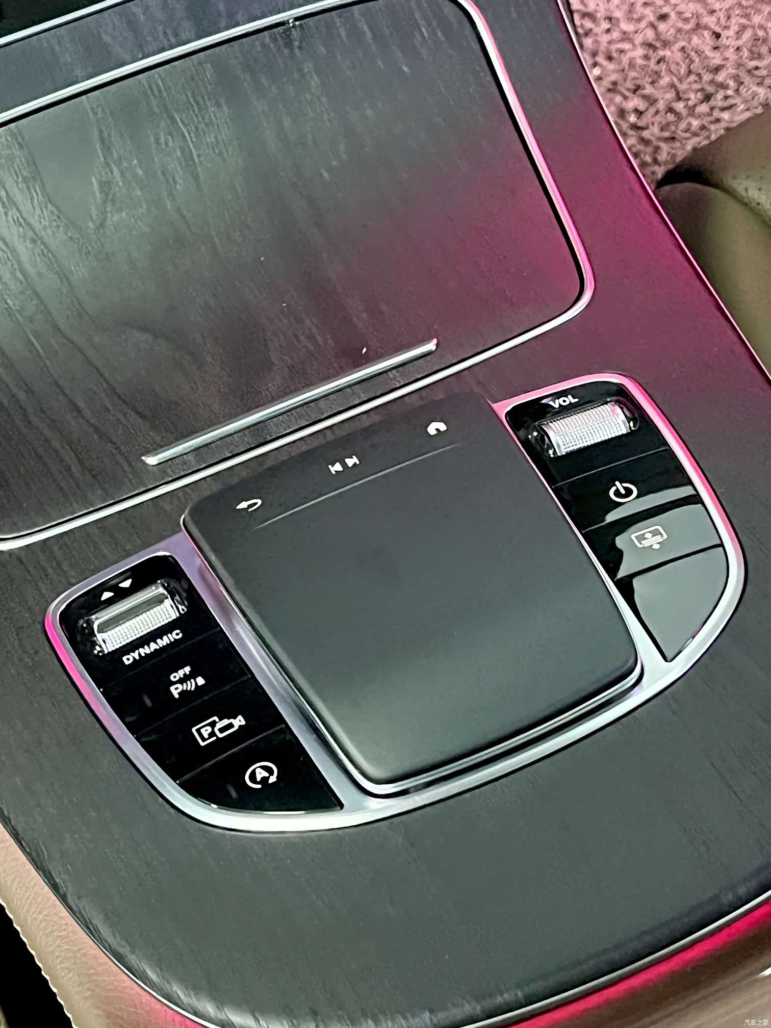 Mercedes-Benz E-Class, 2023 10