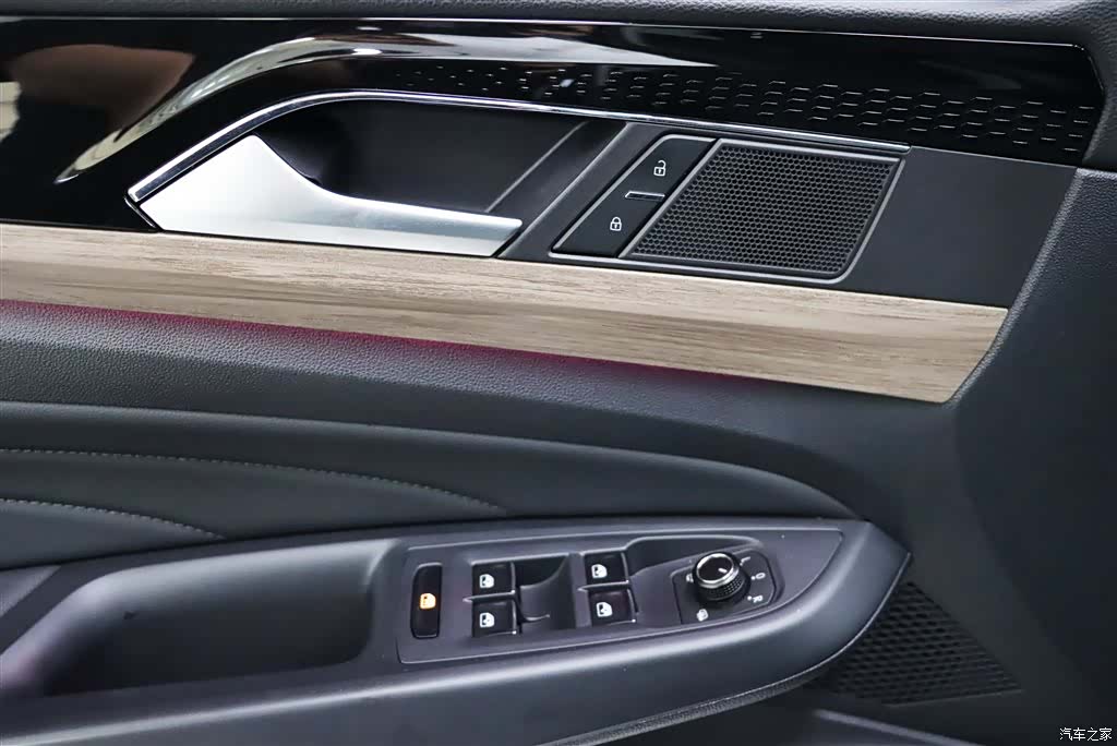 Volkswagen Passat, 2021 12