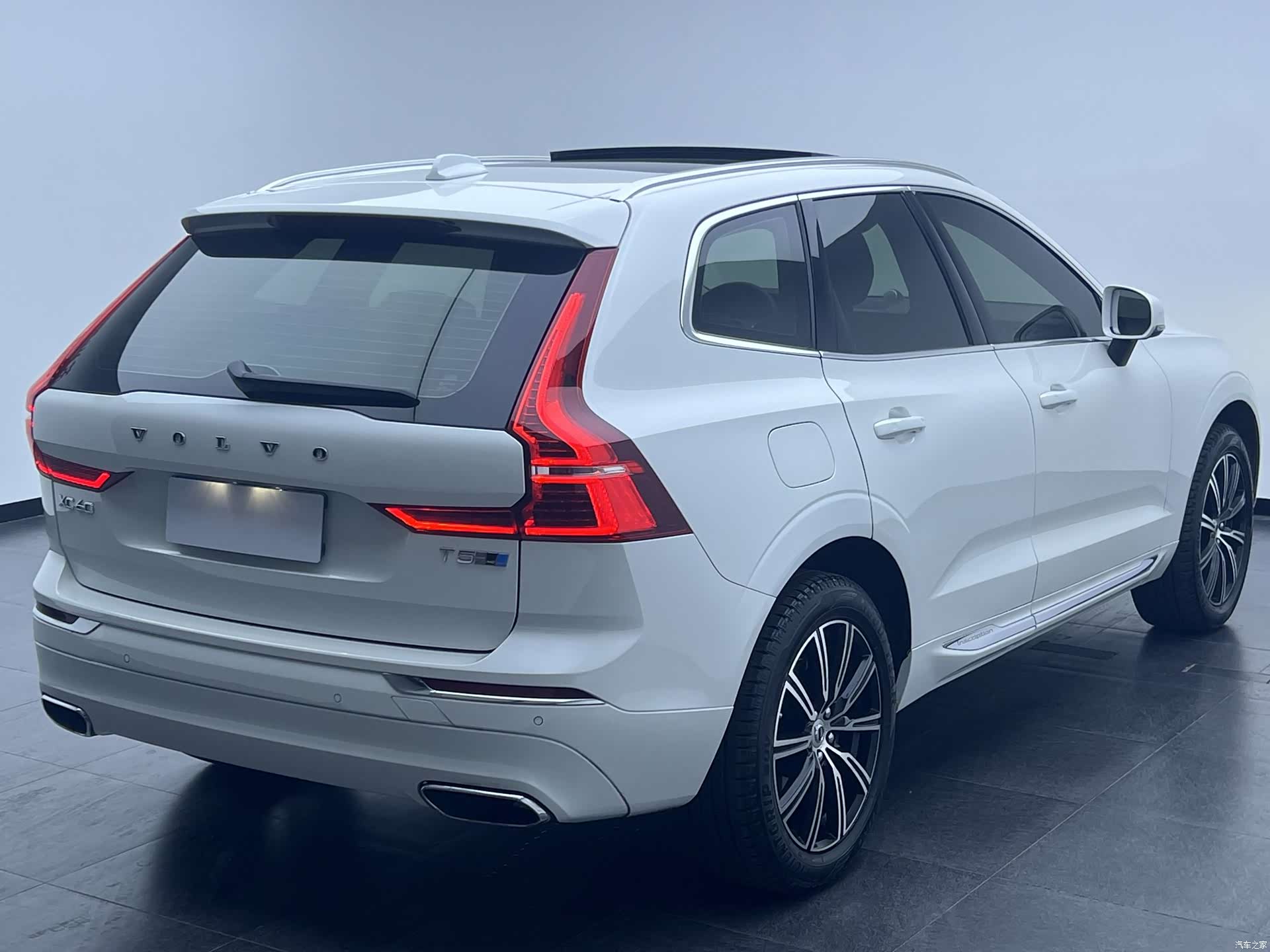 Volvo XC60, 2018 15