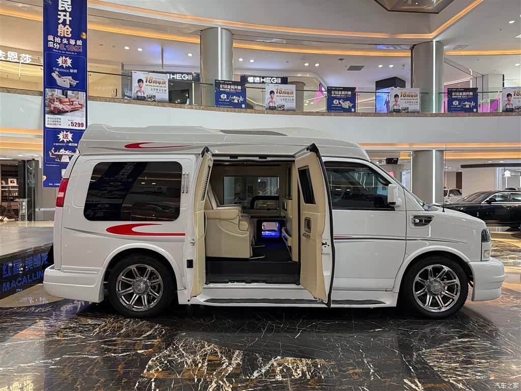 GMC SAVANA, 2013 6