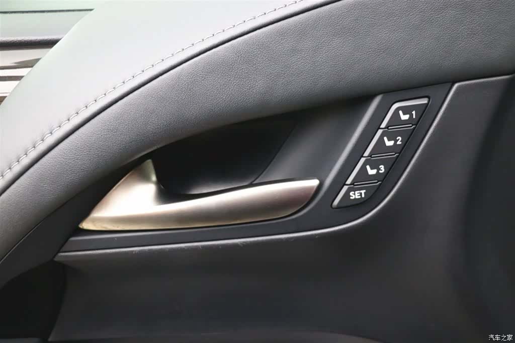 Lexus LX, 2020 11